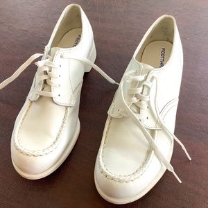 Footthrills Nursing Clinic Shoes, white, size 7